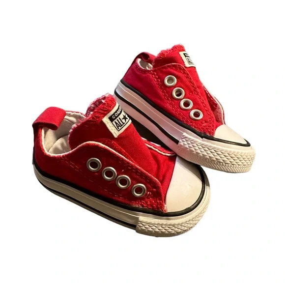 Converse - Picture 2 of 8